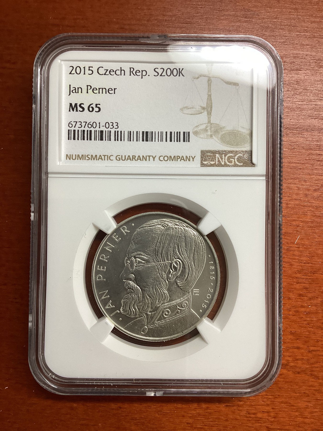 长老汇兔年精选第二场 2015 捷克扬·佩尔纳200克朗银币，NGC MS65分，唯一冠军分