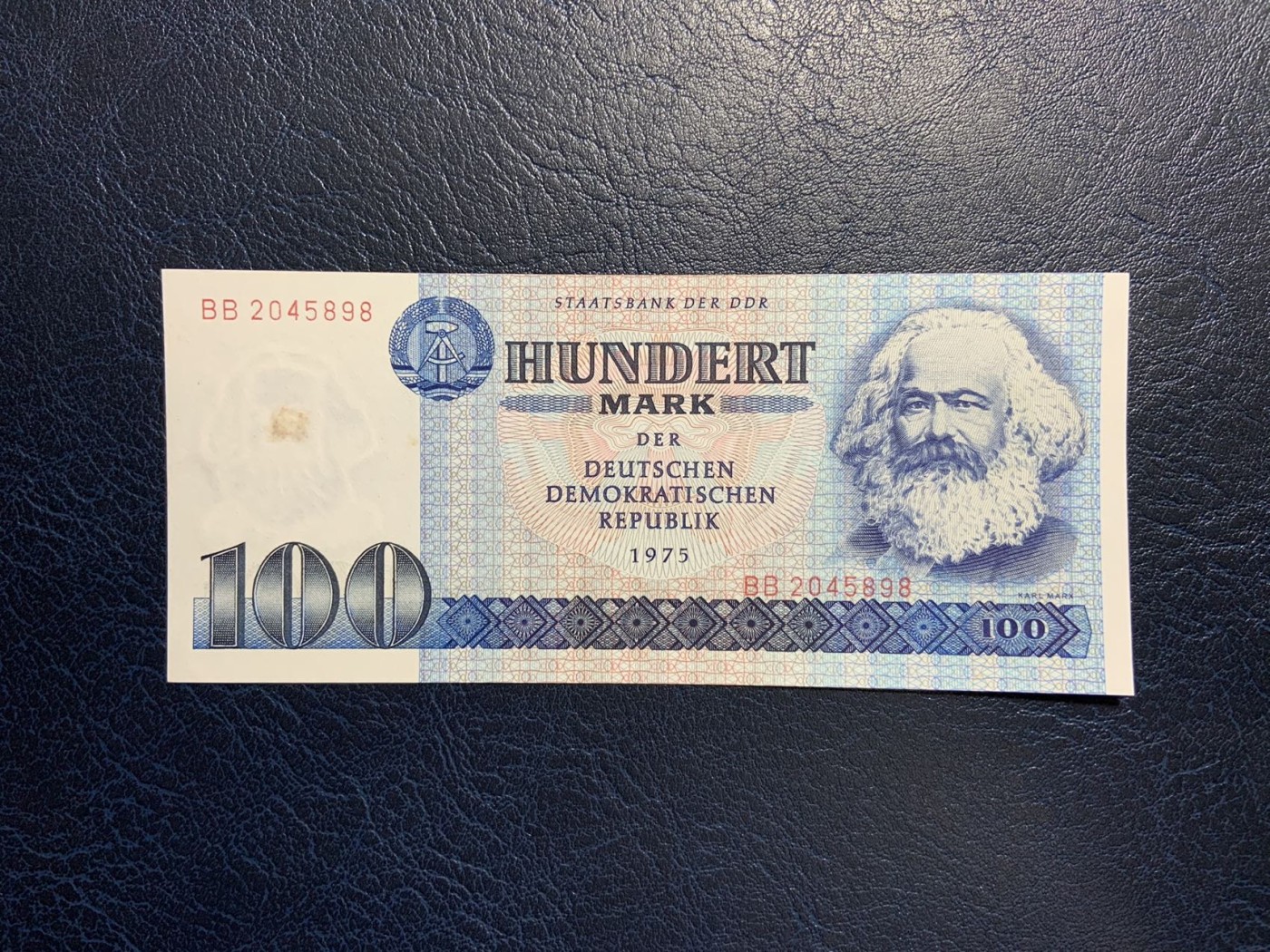 收藏联盟Quantum Auction 第323期拍卖 (需要寄存以及更改收货地址请提前告知) 德国1975年100马克 品相UNC- 东柏林街景 