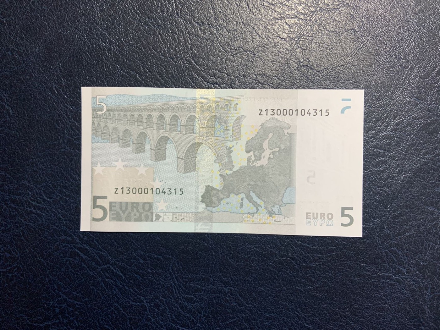 收藏联盟Quantum Auction 第323期拍卖 (需要寄存以及更改收货地址请提前告知) 欧盟国家比利时2002年5欧元 品相全新UNC 首发年份第一签名