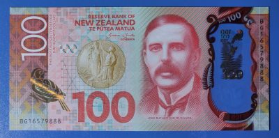 港、澳、台、中外钞、流水签、机签、箱包单、靓号专场第68期 - 新西兰 2016年 100元塑料钞 豹子号 BG16579888 UNC一张～如图