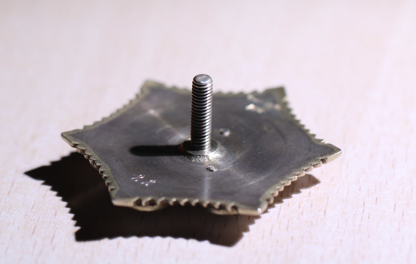 大猫徽章拍卖第241期  蒙古🇲🇳北极星勋章 老蒙文版 原配银轮