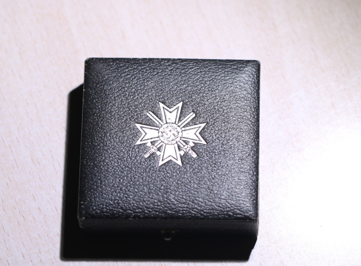 大猫徽章拍卖第241期  德三勋章空盒