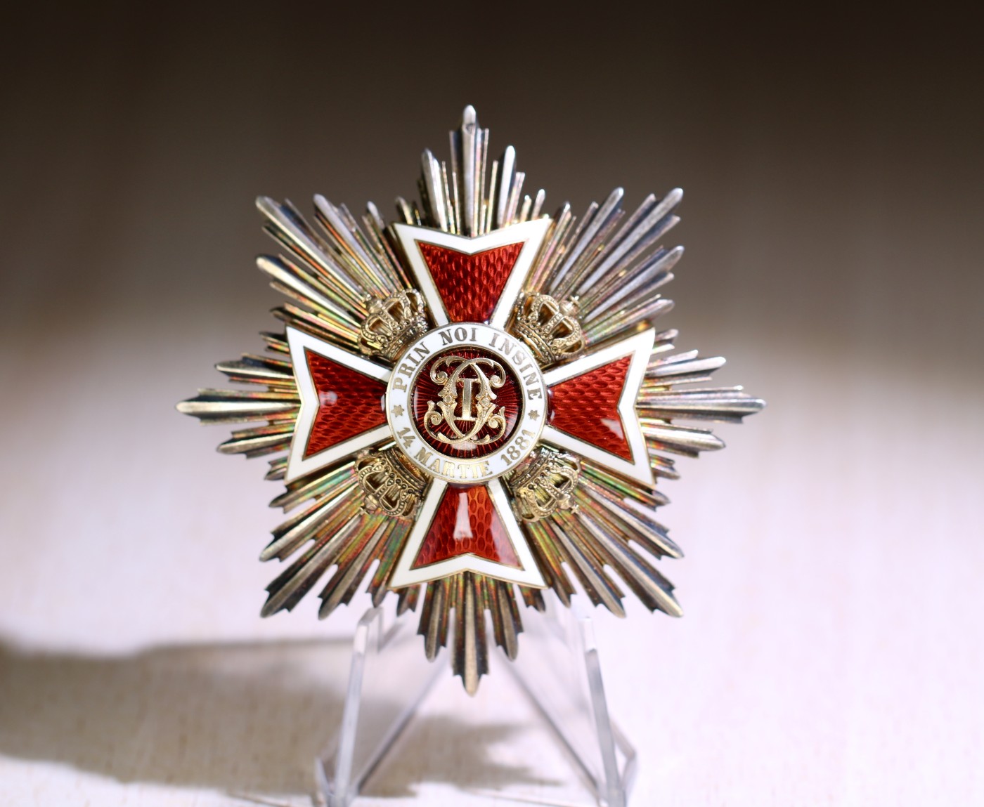 大猫徽章拍卖第241期  大十字级罗马尼亚王冠勋章 品相状态极佳