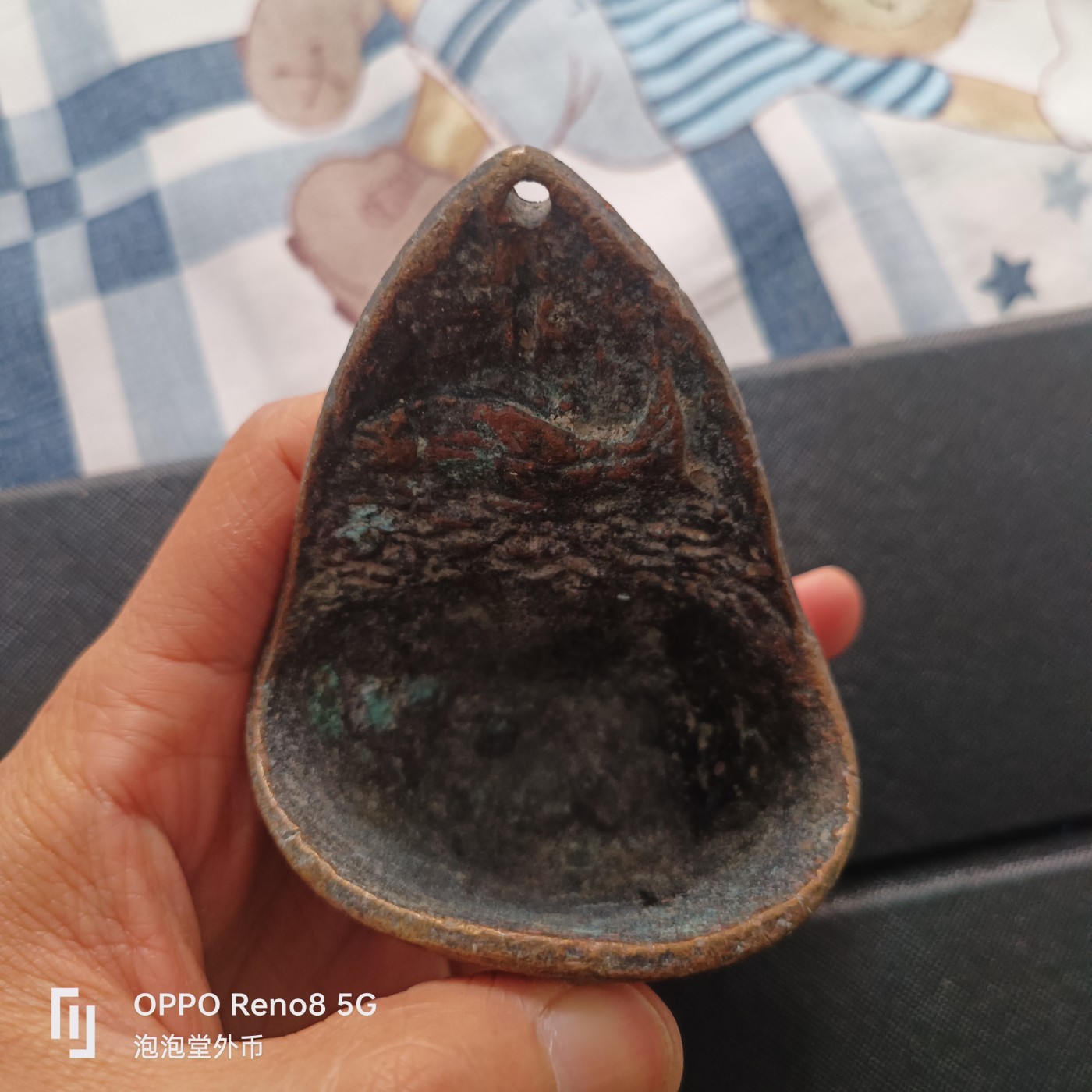 泡泡堂微拍第311幕捡漏可累计专场👿👿，累计满五十元包邮，接受代拍业务 中古油灯手打纯铜超重