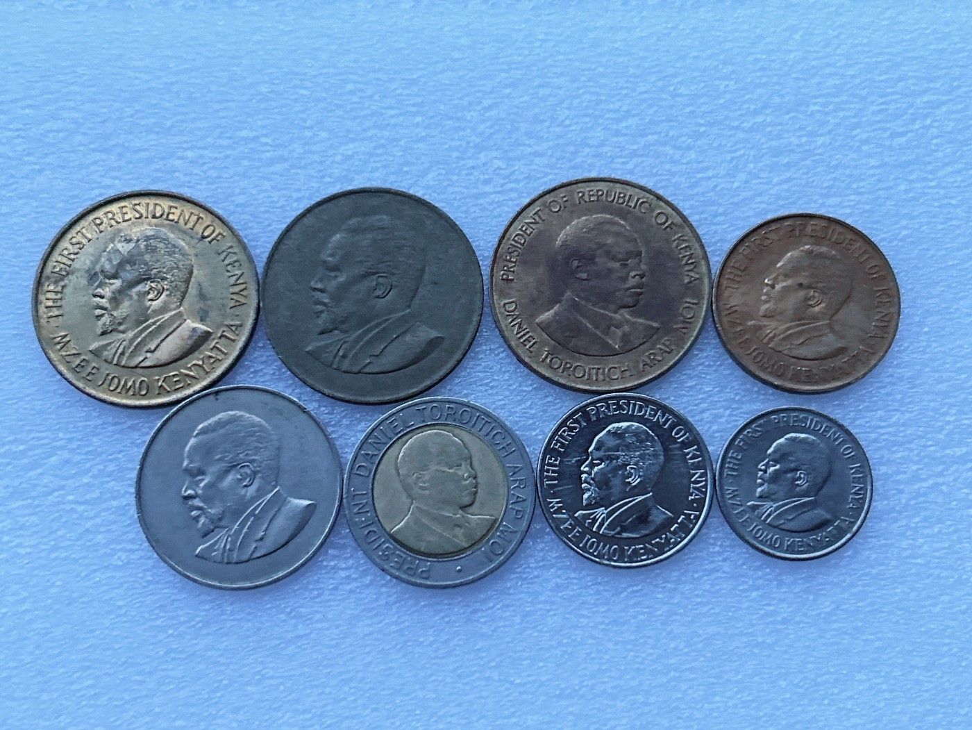 第一海外回流一元起拍收藏 散币专场 第67期 肯尼亚不同版本硬币 8枚
