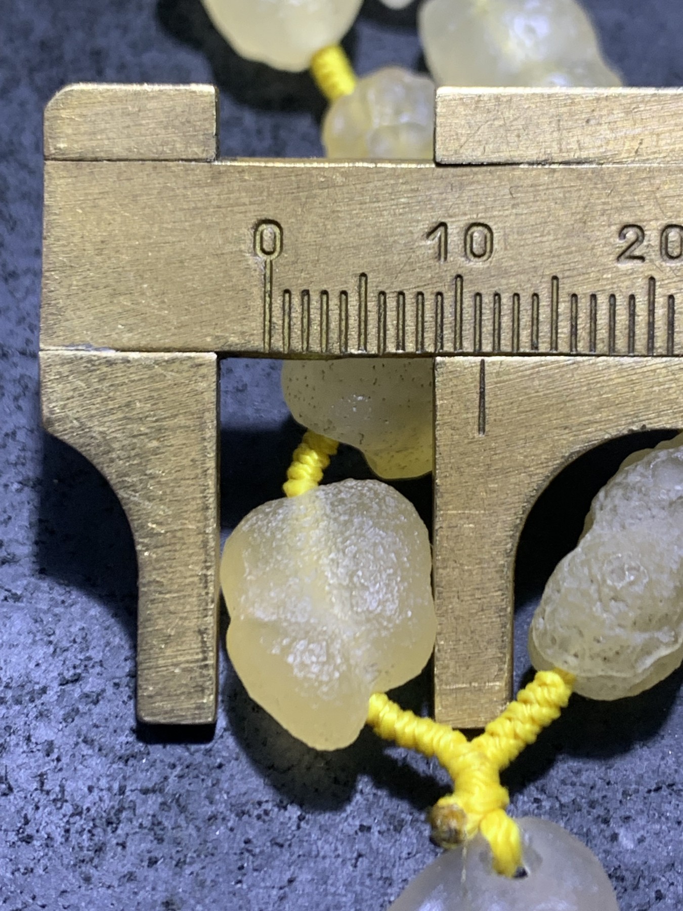 精美天然阿拉善玛瑙麻皮白项链加糖心吊坠项链一条