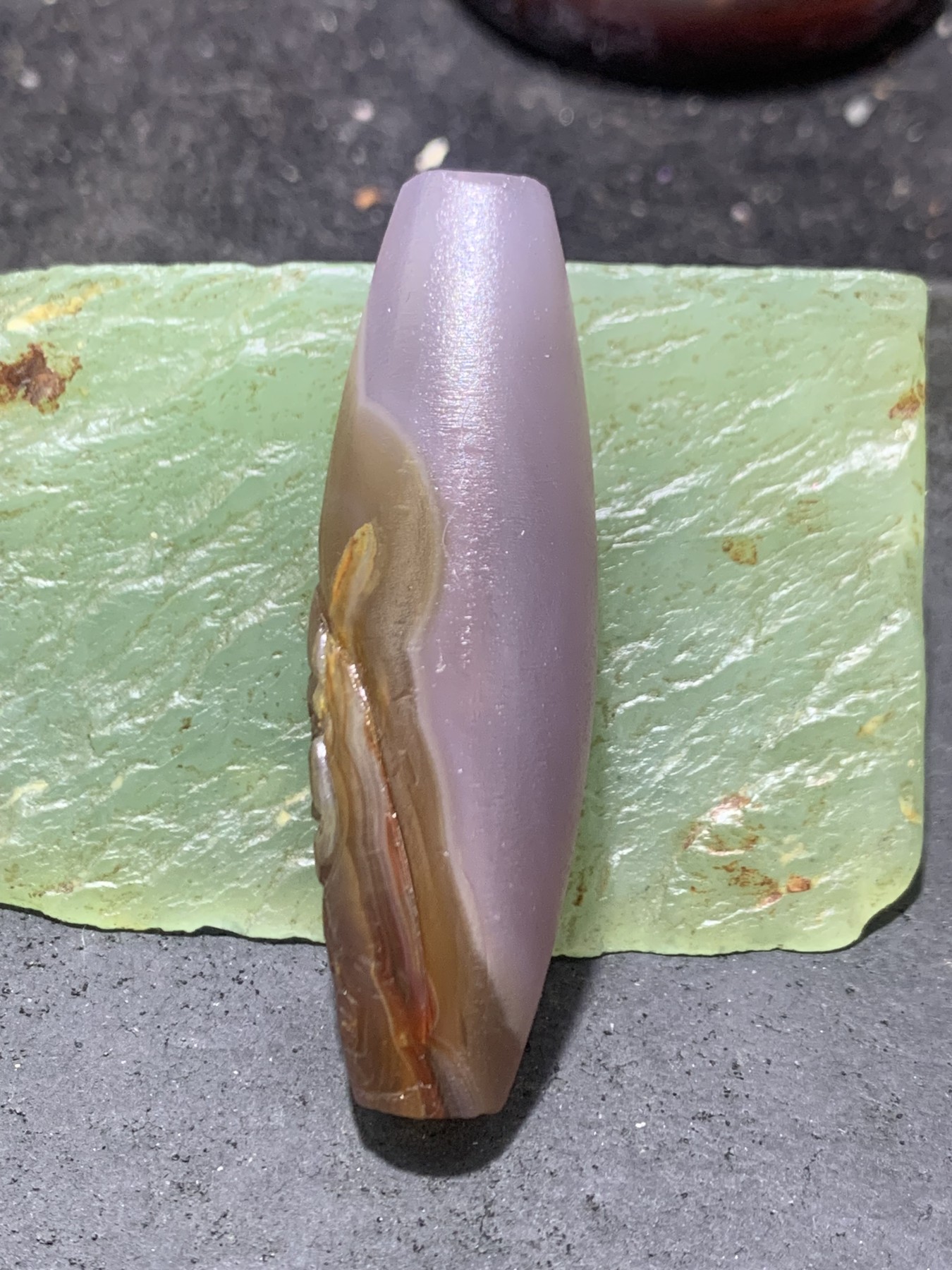 精美亚光高玉化巴西玛瑙手工俏色巧雕地主桶珠一个！