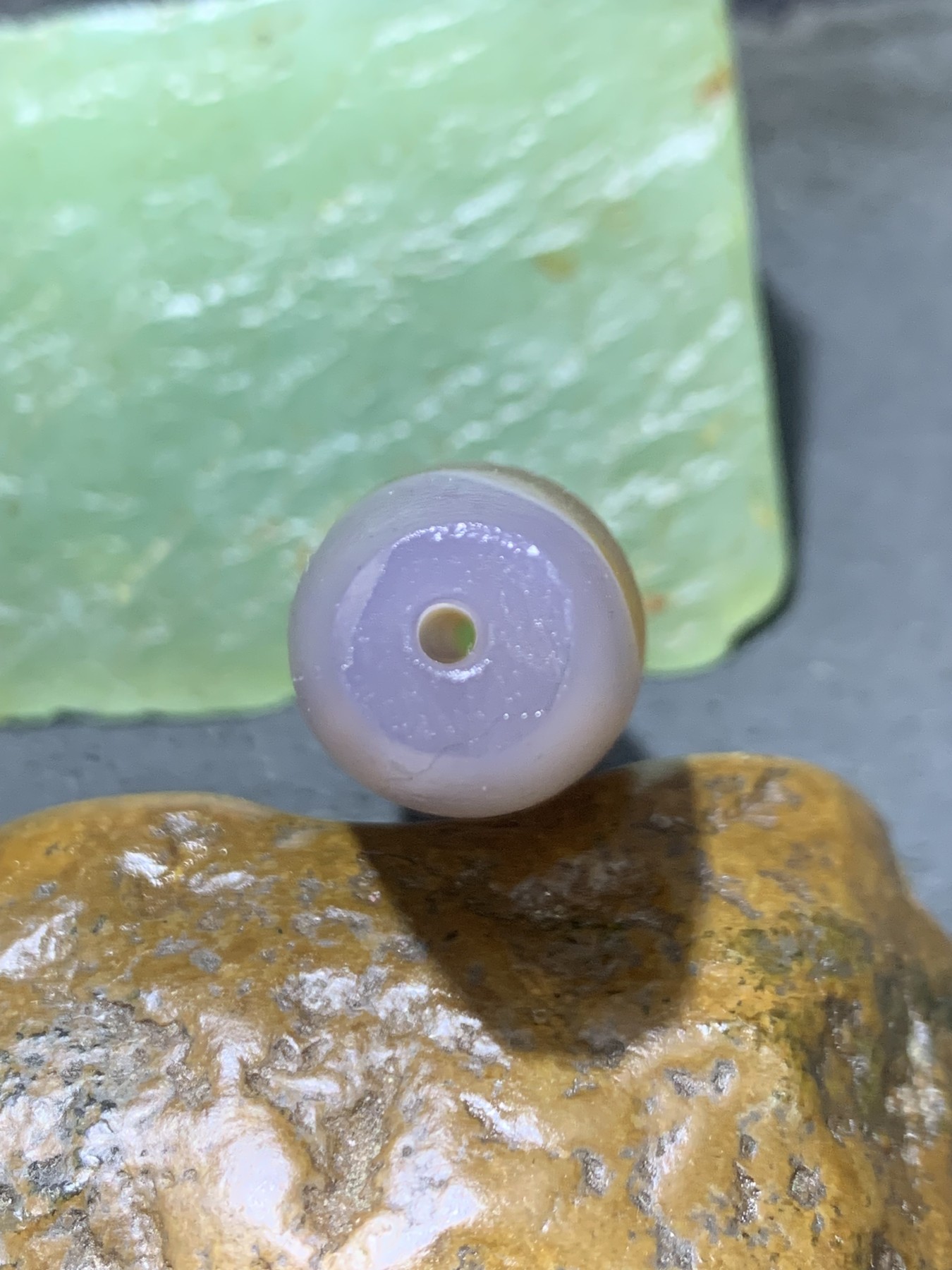 精美亚光高玉化巴西玛瑙手工俏色巧雕地主桶珠一个！