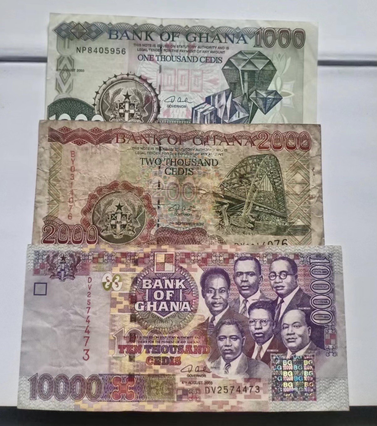 🦩收藏联盟Quantum Auction 第324期拍卖  加纳1000-10000塞地和乌干达100-1000先令两套 非全新  品相如图