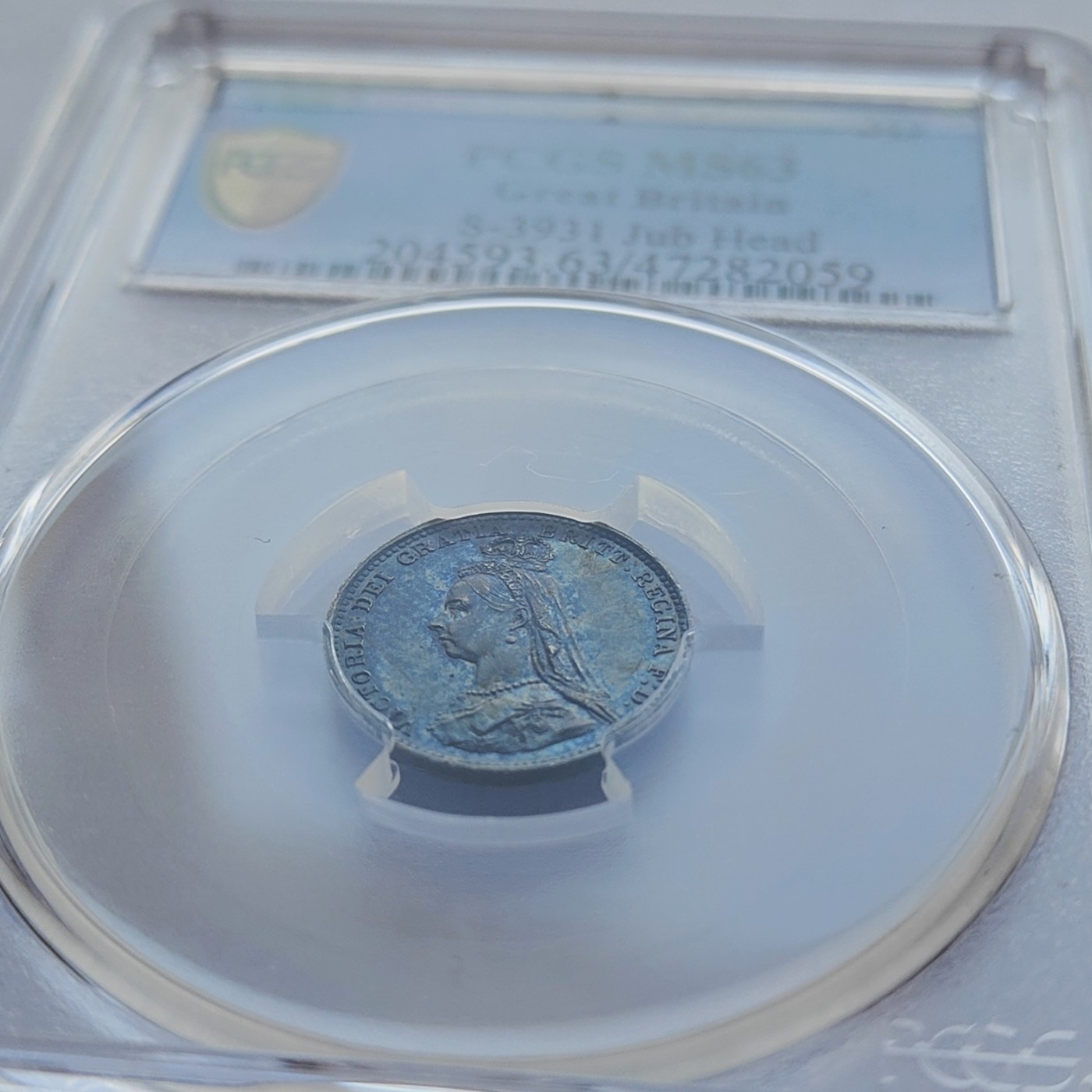 🏮💰物与斋新春连拍3-世界近现代硬币专场（共三场合并发货） PCGS-MS63 英国1887年维多利亚高冠三便士银币 绝美五彩包浆，深打好细节，个人觉得低评