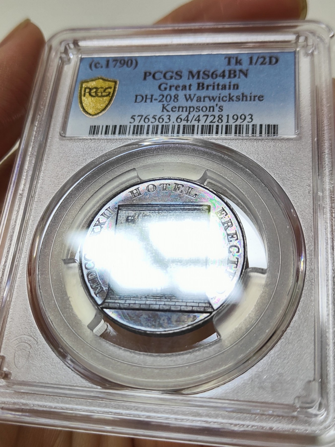 🏮💰物与斋新春连拍3-世界近现代硬币专场（共三场合并发货） PCGS-MS64BN 英国1790年代华威郡半便士代币 类精制状态，底板镜面图案磨砂感明显，打制深峻，建筑浮雕精致