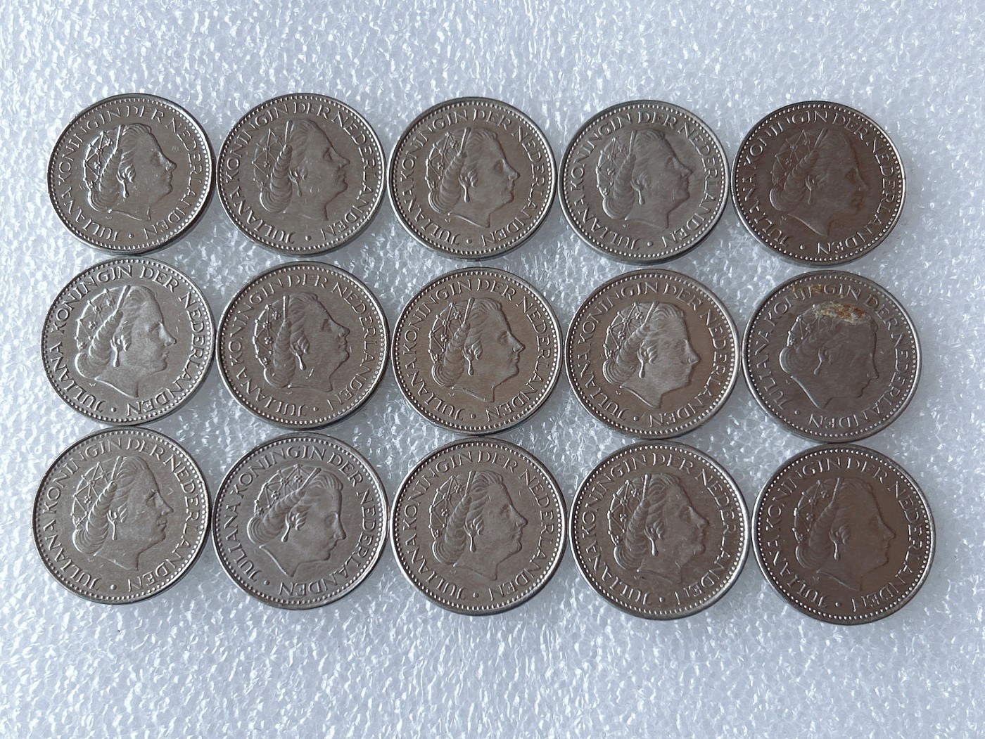 第一海外回流一元起拍收藏 散币专场 第66期 荷兰1盾 朱莉安娜女王 15枚