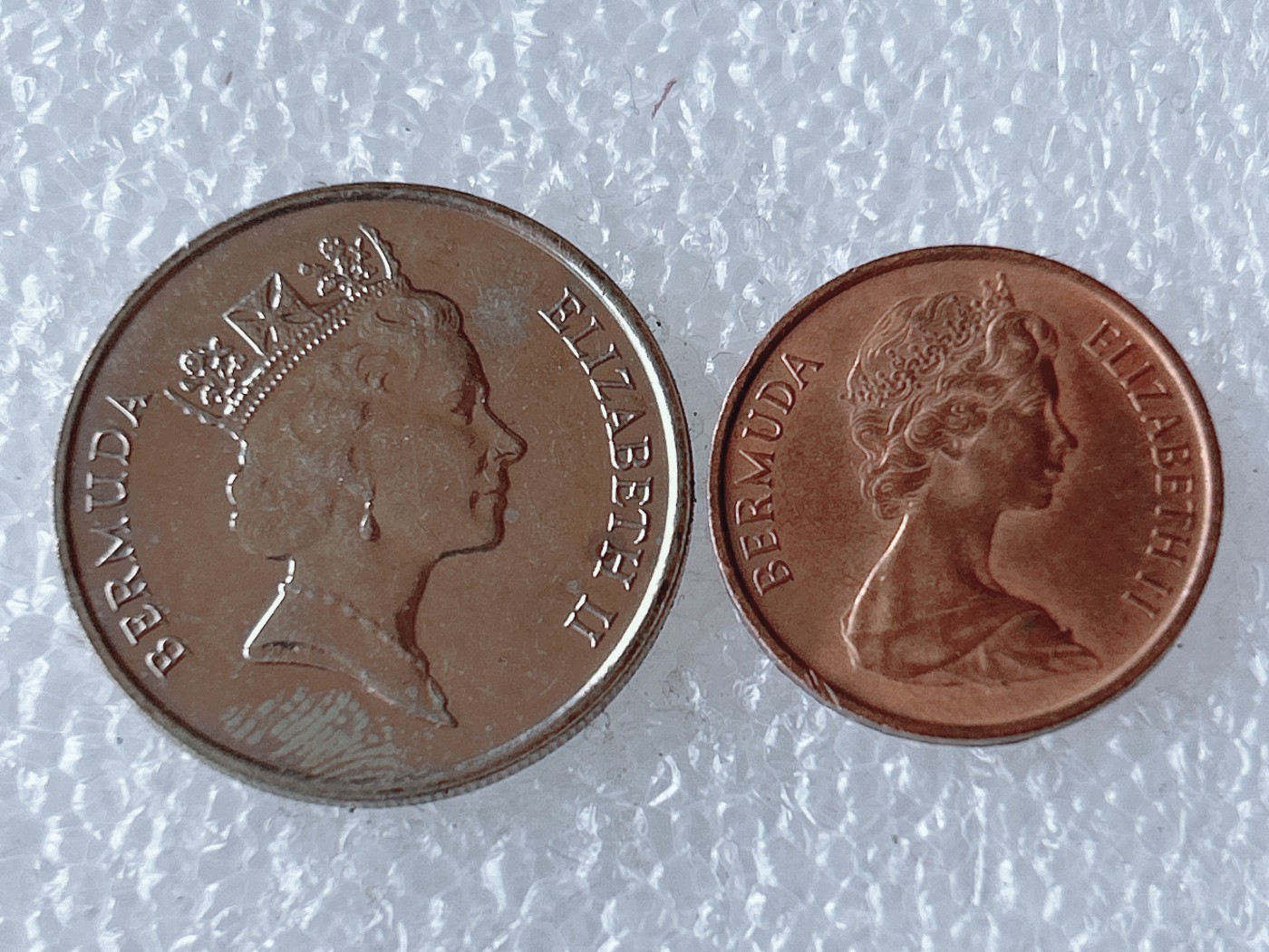 第一海外回流一元起拍收藏 散币专场 第66期 百慕大1977年1分、1988年25分硬币2枚