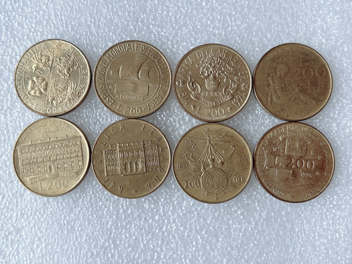 第一海外回流一元起拍收藏 散币专场 第66期 意大利不同版本200里拉 8枚