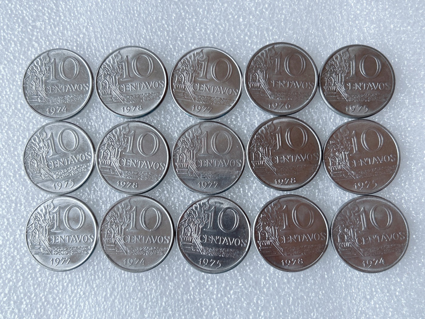 第一海外回流一元起拍收藏 散币专场 第66期 巴西70年代10分 女神 15枚