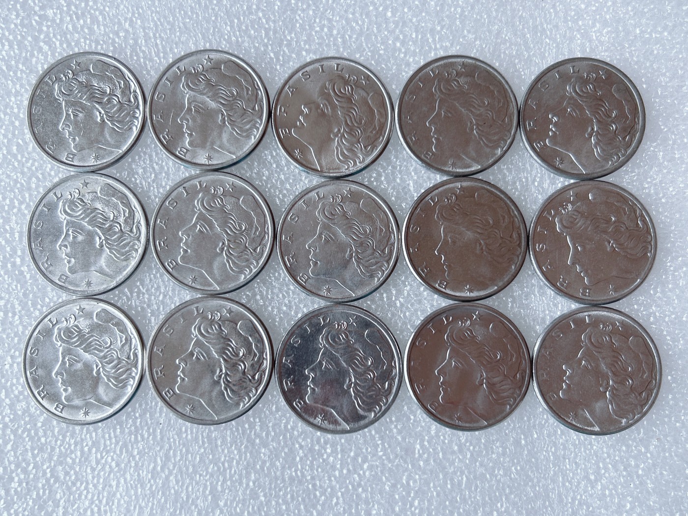 第一海外回流一元起拍收藏 散币专场 第66期 巴西70年代10分 女神 15枚