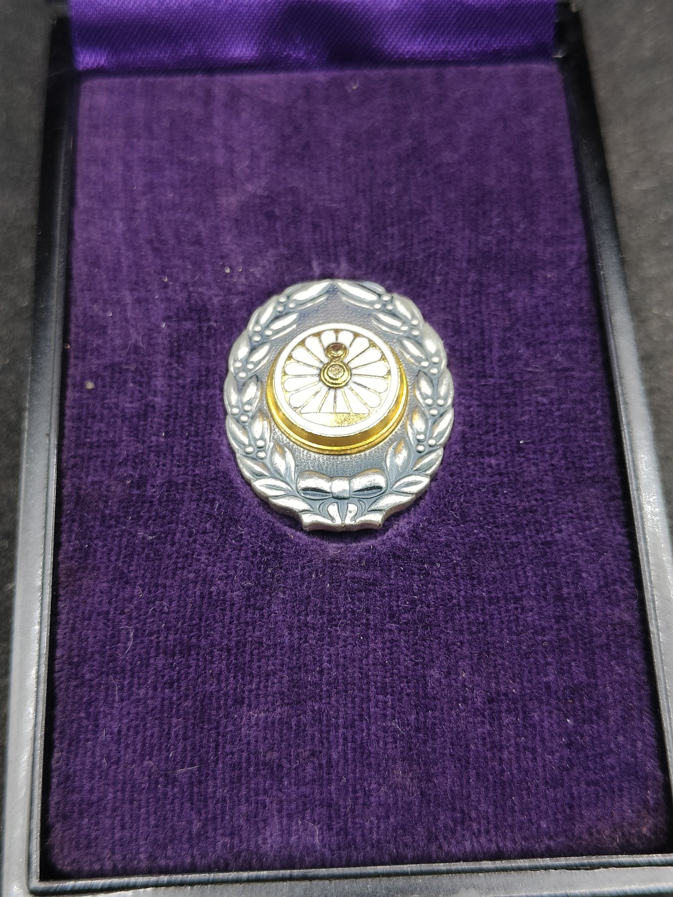 （上一期拍卖与本期一起发货）全场0元起拍 第132期 咸鱼国勋章拍卖专场 2月21日（周三）下午6：00开始 日本国有铁道功绩章 纯银带盒