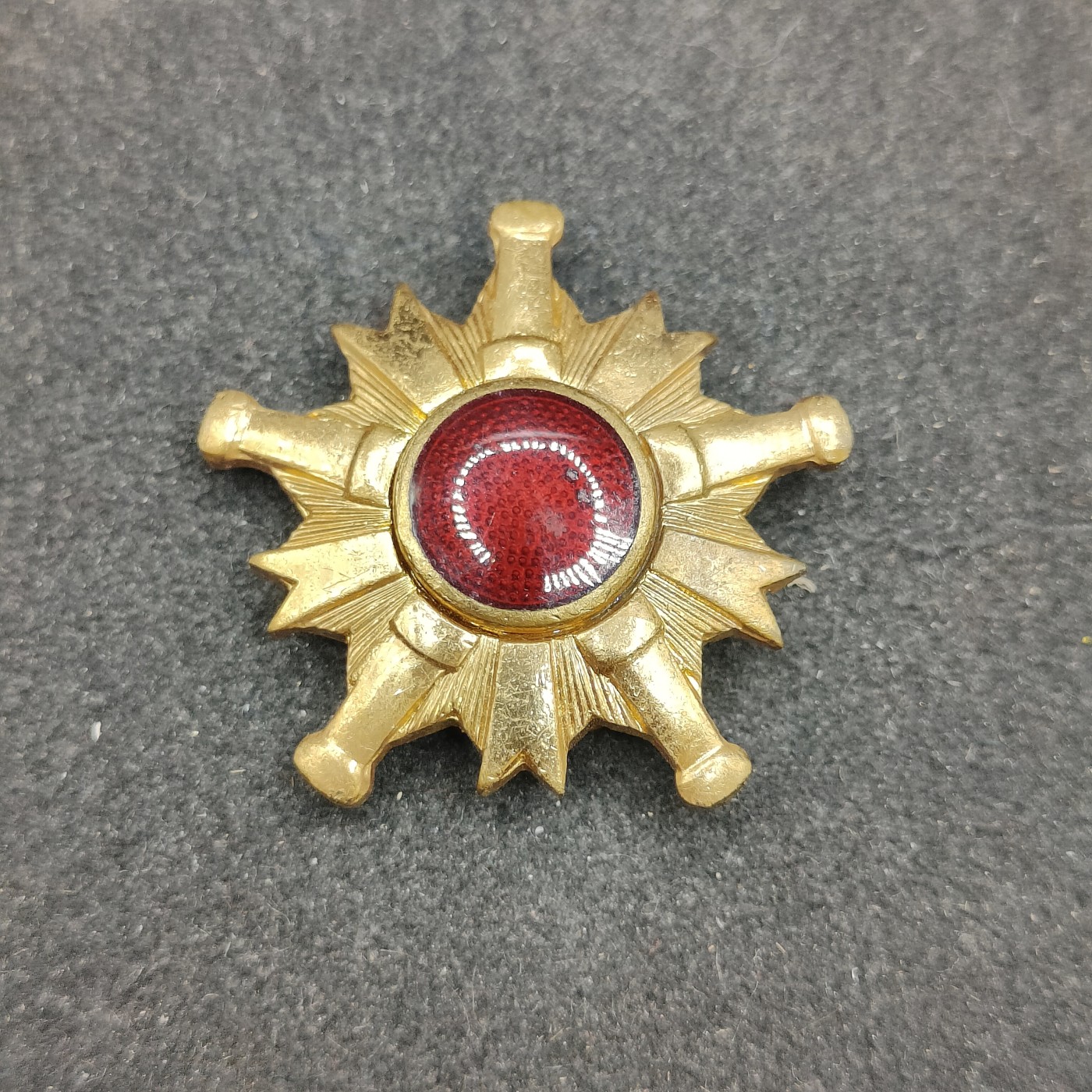 （上一期拍卖与本期一起发货）全场0元起拍 第132期 咸鱼国勋章拍卖专场 2月21日（周三）下午6：00开始 日本消防协会精绩章