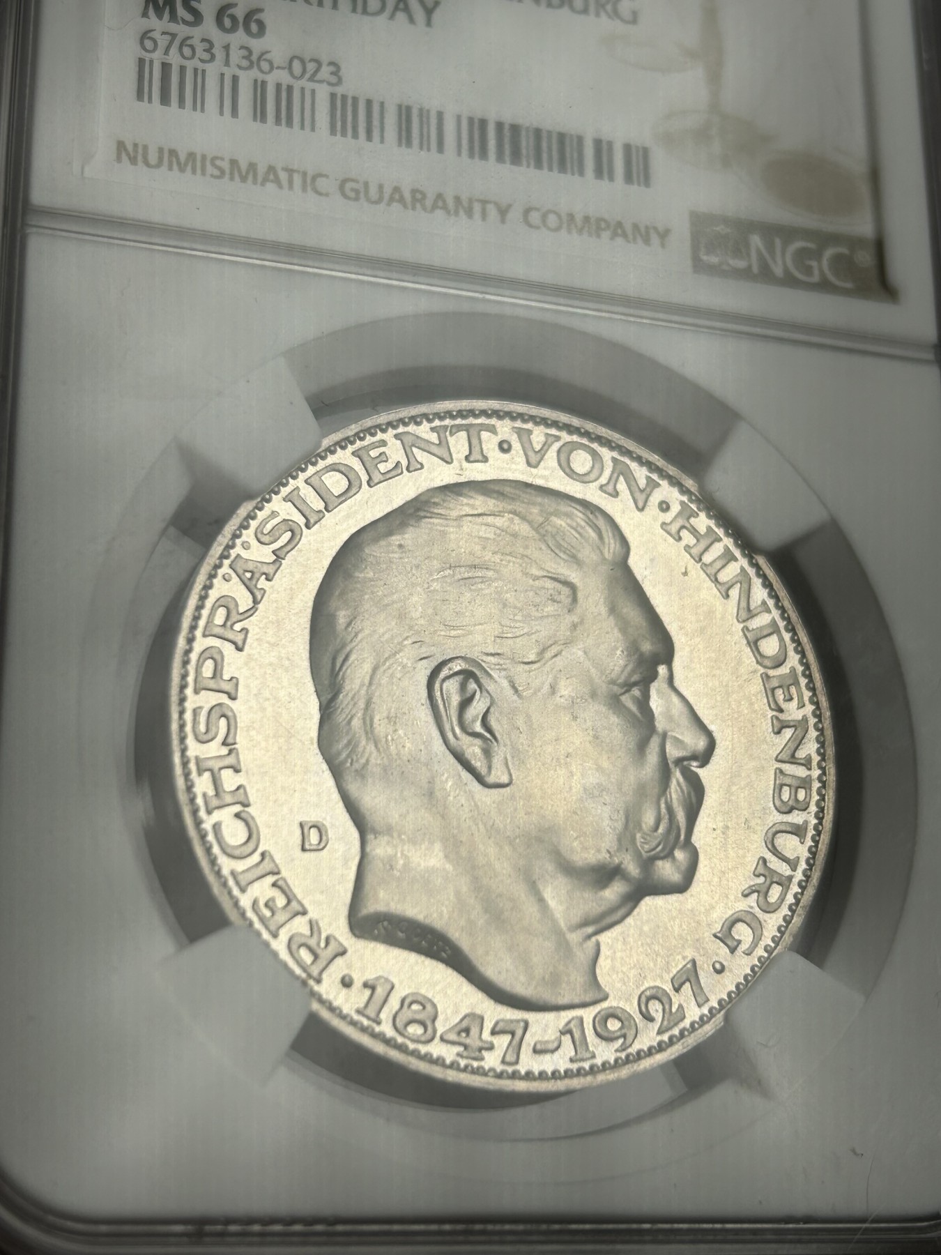 万国钱币拍卖第021期（龙年首拍） NGC MS66 1927年德国魏玛共和国兴登堡总统80大寿纪念流通5马克币章 顶级品质