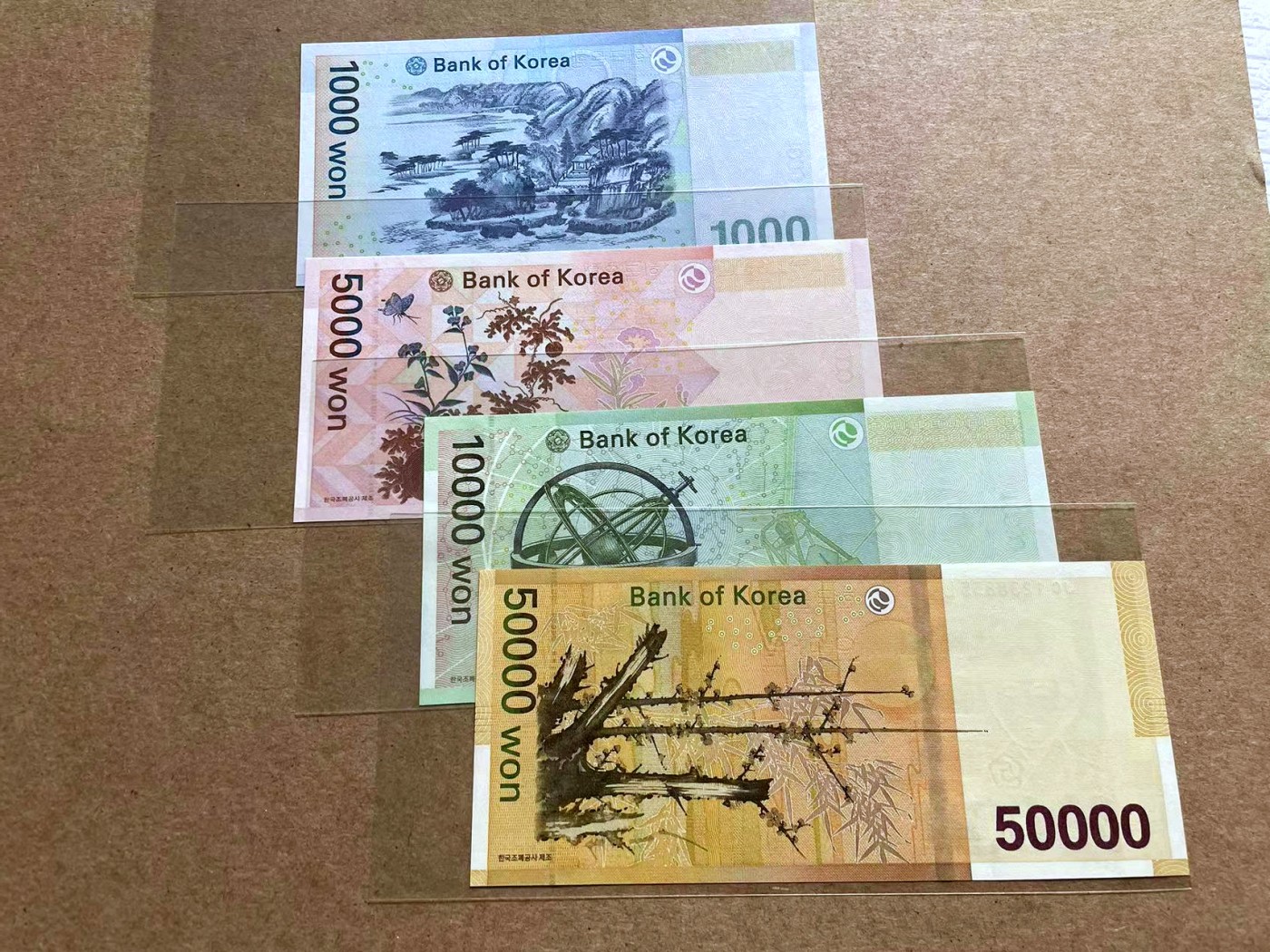 【Blue Auction】✨世界纸币精拍第433期【精】 【一组4张】韩国 1000-50000元 全新UNC