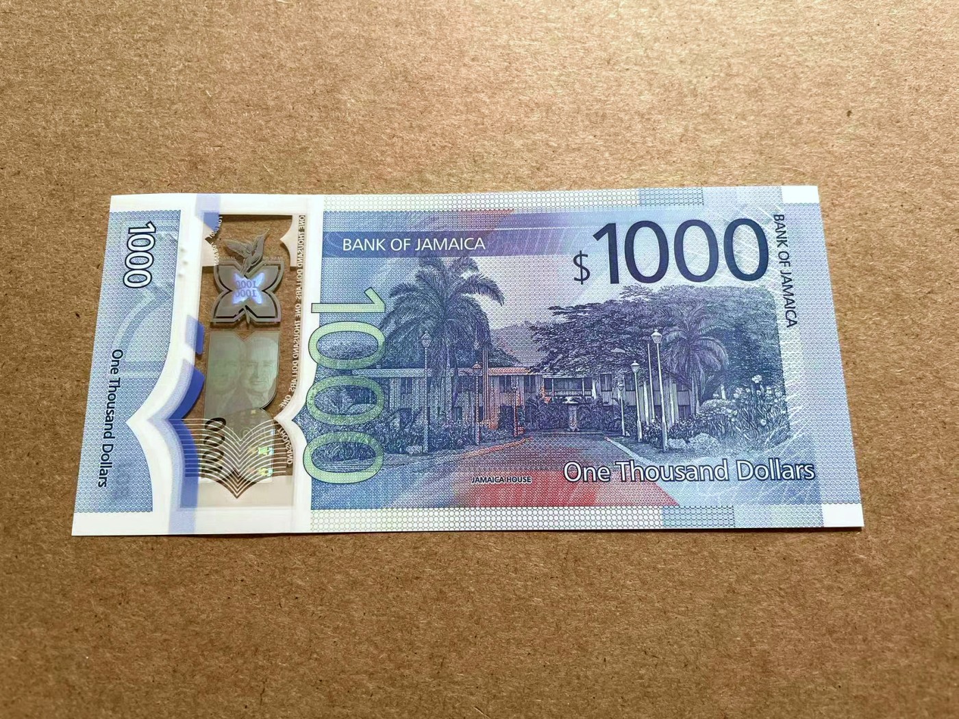 【Blue Auction】✨世界纸币精拍第433期【精】 【AA冠无47】牙买加 2022年1000元 全新UNC IBNS获奖提名