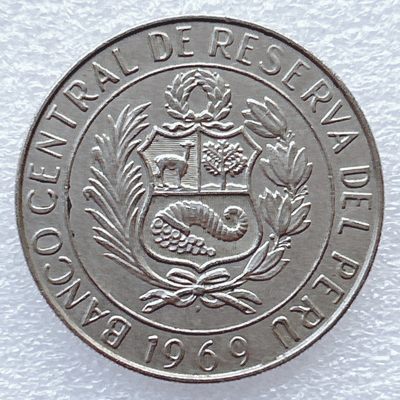 海外回流1元起拍小铺 各国钱币散币场 第8期 秘鲁1969年双鱼10索尔纪念币