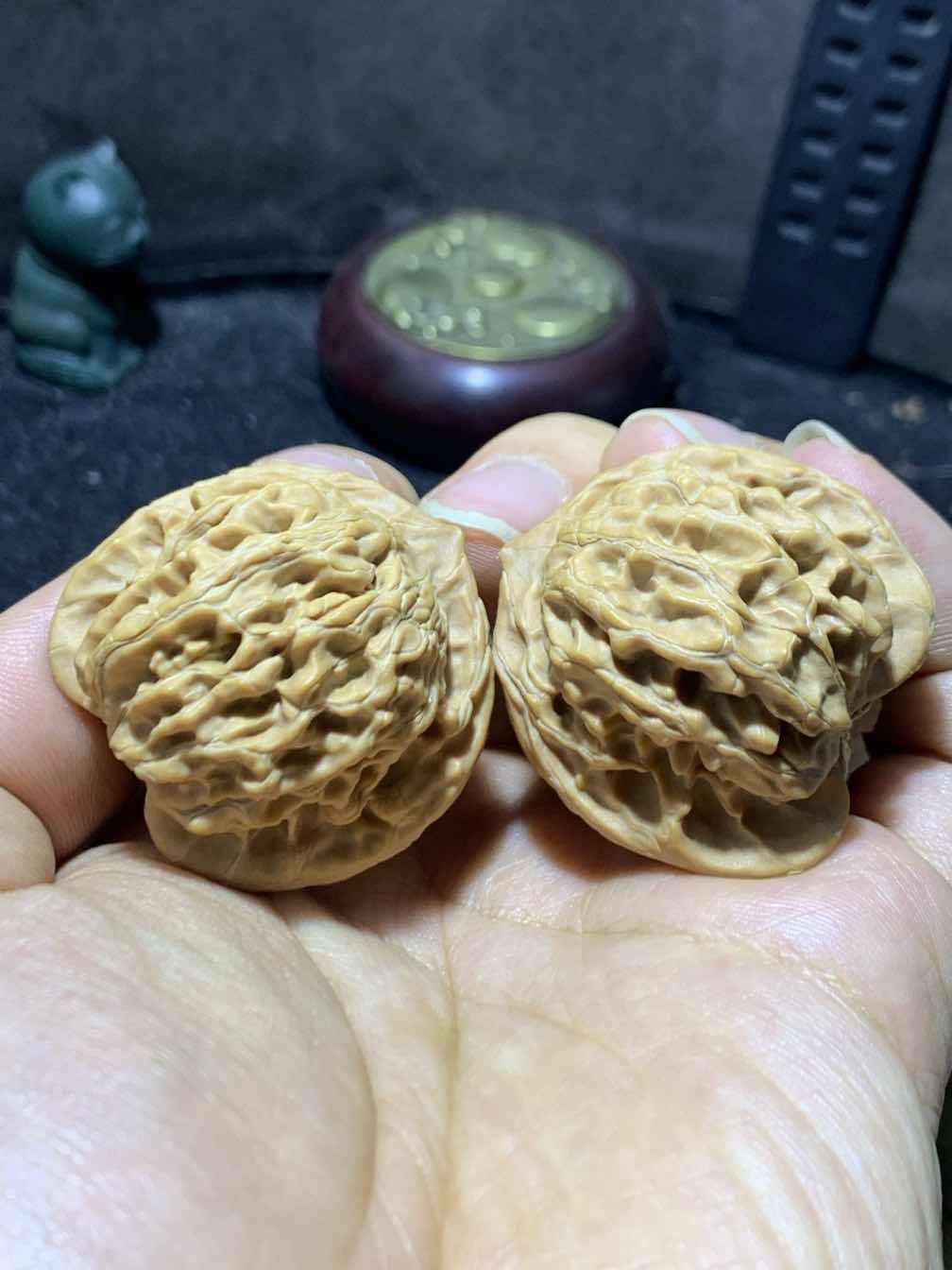仅此一对，盘山公子帽文玩核桃麻核桃一对