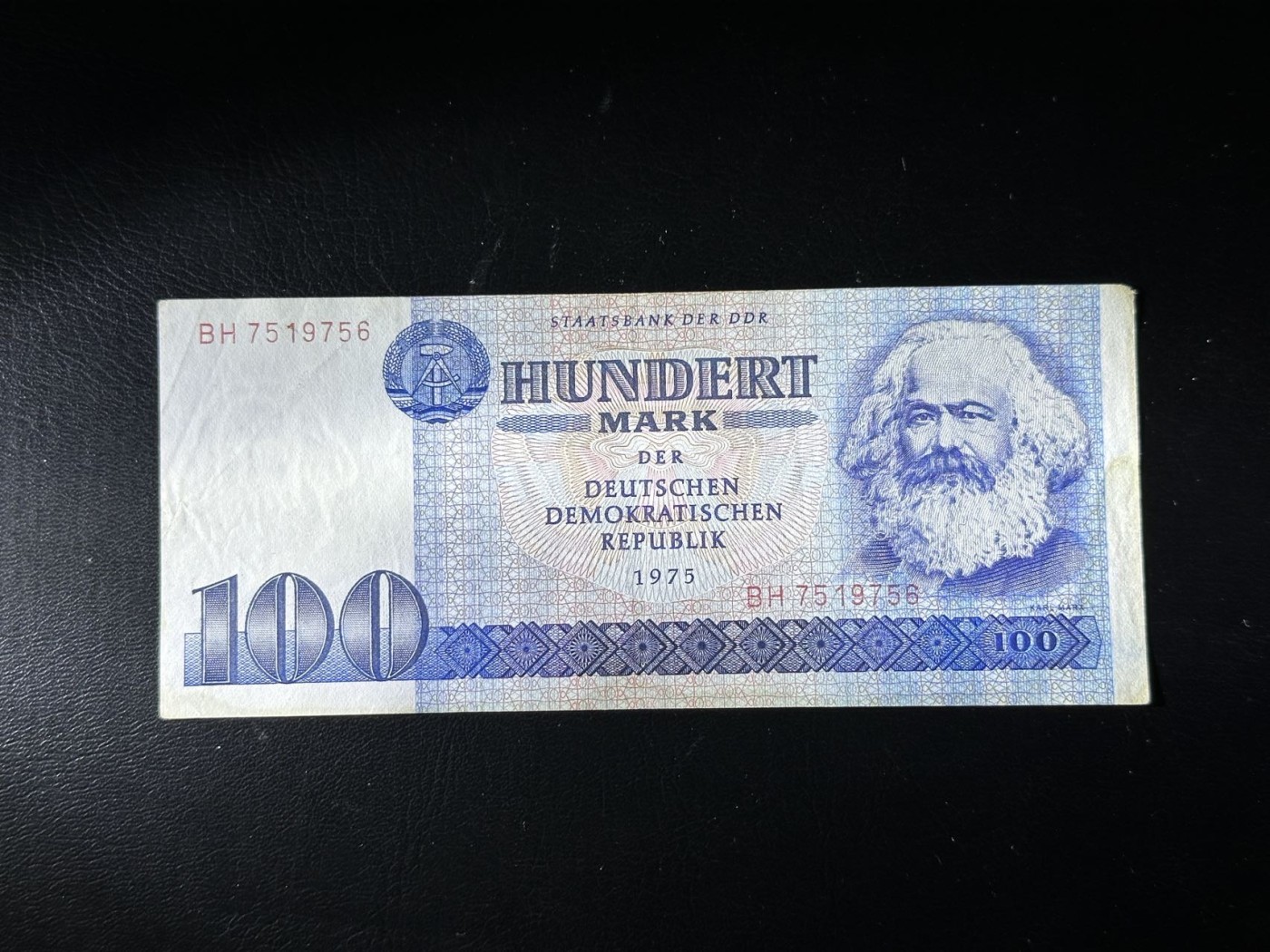 第三十六场！（本期有pmg记录仅两枚的顶级高货） 东德100马克，1975年100马克，马克思，品相unc-au，热门品种