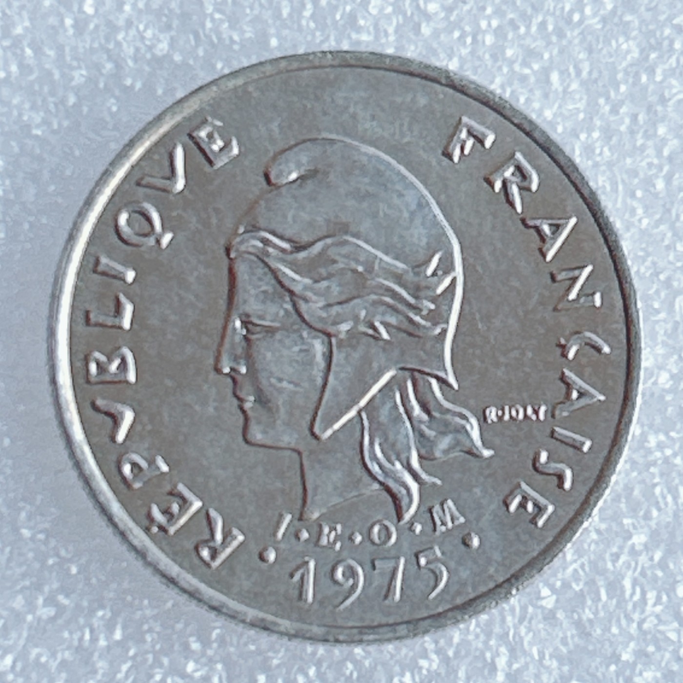 海外回流1元起拍小铺 各国钱币散币场 第8期 法属新赫布里底1975年20法郎镍币