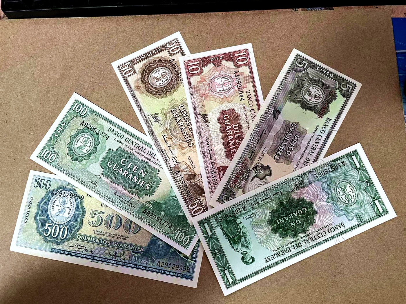 【Blue Auction】✨世界纸币精拍第435期【精】 【一组6张】巴拉圭1-500Guaranies UNC/UNC-