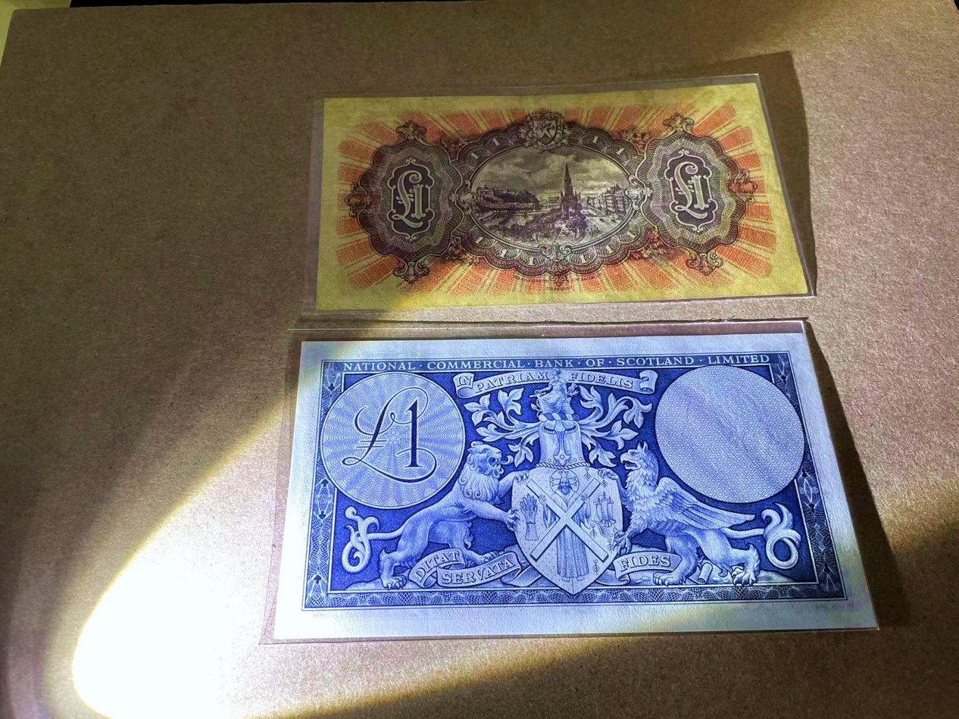 【Blue Auction】✨世界纸币精拍第435期【精】 【一组2张】苏格兰 1956-59年1镑 品相如图