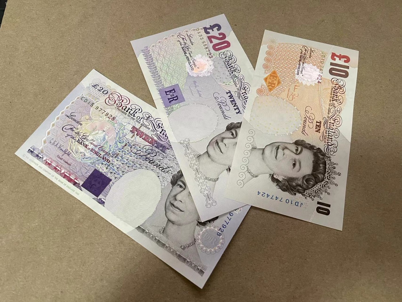 【Blue Auction】✨世界纸币精拍第435期【精】 【一组3张】英国 10-20镑一组 全新UNC