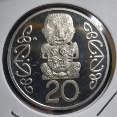沼泽如烟--第269场 - 新西兰1990年20分精制