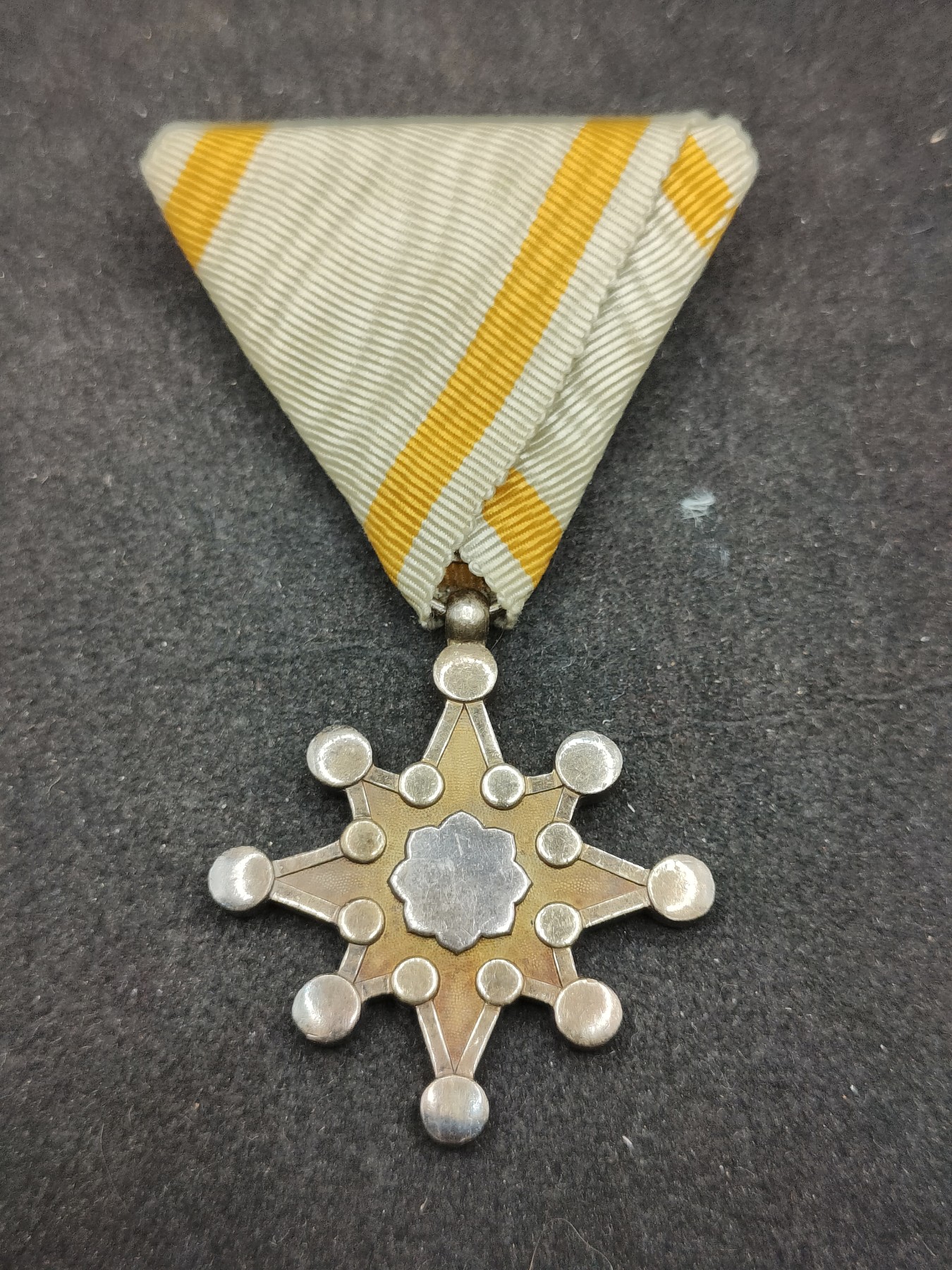 全场0元起拍 第133期 咸鱼国勋章拍卖专场 2月25日（周日）下午6：00开始 日本七等瑞宝章 银制