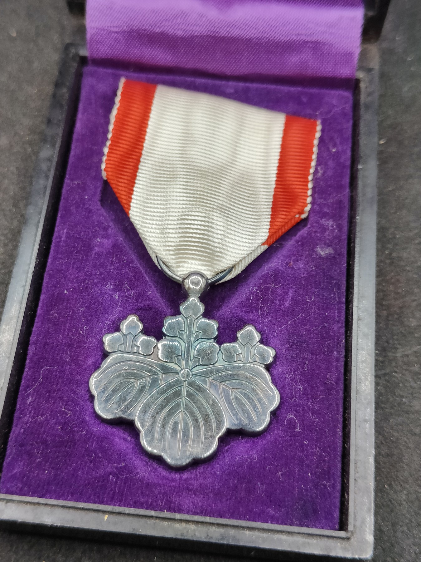 全场0元起拍 第133期 咸鱼国勋章拍卖专场 2月25日（周日）下午6：00开始 明治时期 八等瑞宝章银制带盒