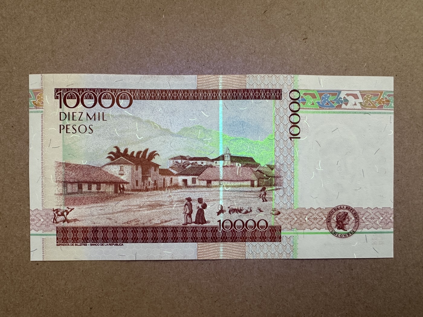 《张总收藏》138期-节后首期外币高货场 哥伦比亚10000比索 UNC 哥伦比亚革命家拉波拉