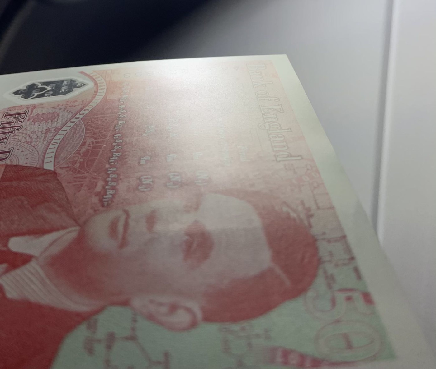 收藏联盟Quantum Auction 第326期拍卖  英国2020年50镑 品相UNC-   图灵 中间点钞痕和压痕 AA冠 号码全程无4