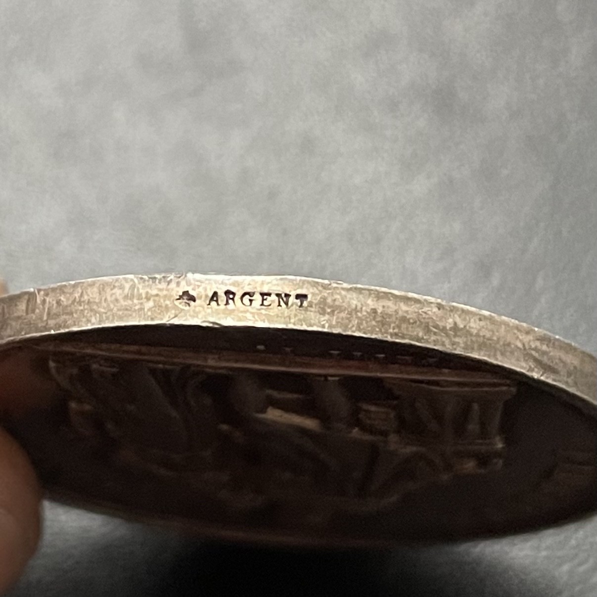 「木头集藏」章牌专场-第38期 1869年法国婚礼银章  直径：33.5mm，15.8g，边铭：蜜蜂 ARGENT