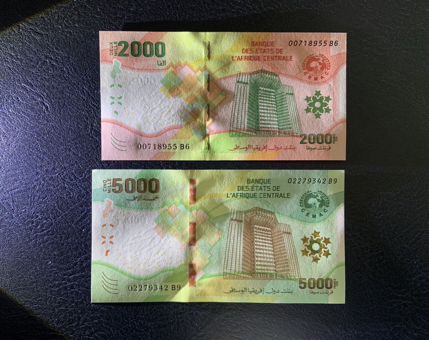 收藏联盟Quantum Auction 第326期拍卖  中非共同体2020年2000和5000法郎 品相全新UNC