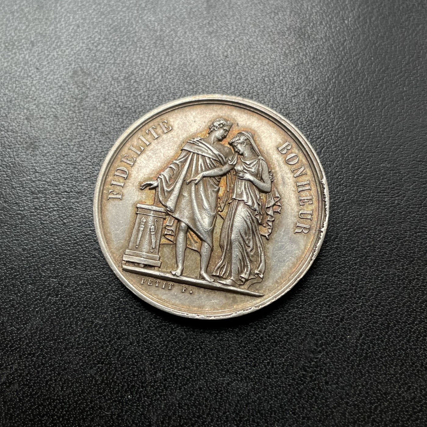 「木头集藏」章牌专场-第38期 1869年法国婚礼银章  直径：33.5mm，15.8g，边铭：蜜蜂 ARGENT