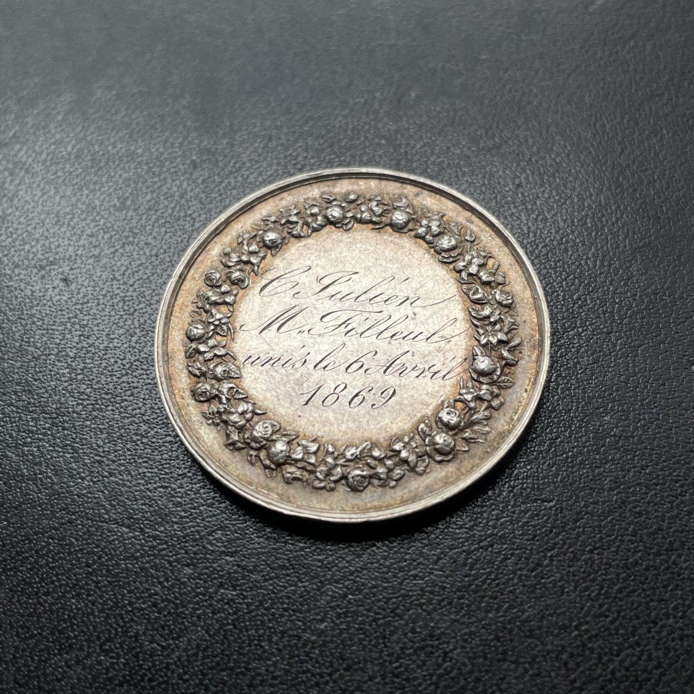 「木头集藏」章牌专场-第38期 1869年法国婚礼银章  直径：33.5mm，15.8g，边铭：蜜蜂 ARGENT