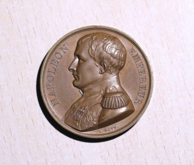 大猫徽章拍卖第242期 - 1840年 法国拿破仑魂归故土纪念铜章 直径约：41.5mm，重约：35.4g