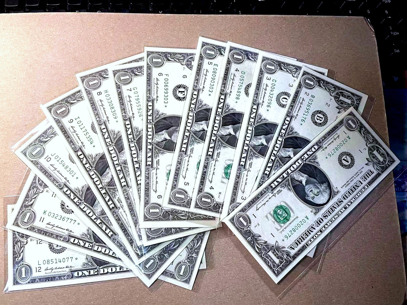 【Blue Auction】✨世界纸币精拍第436期【精】 【一组12区 补号】美国 1969年1美金 UNC/UNC-