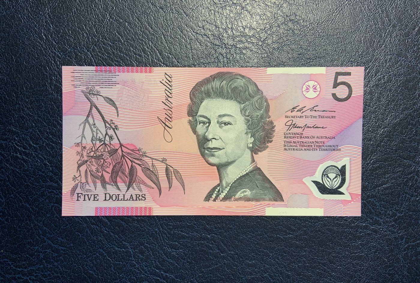 收藏联盟Quantum Auction 第326期拍卖  澳大利亚1997年5元 品相全新UNC 稀少AS测试冠 号码无4