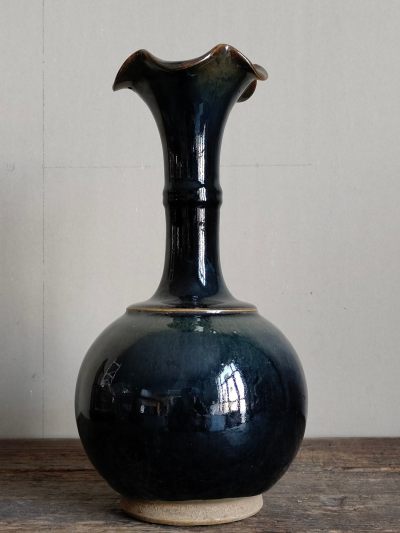 老窑黑釉瓶一个，包浆醇厚。 - 老窑黑釉瓶一个，包浆醇厚。