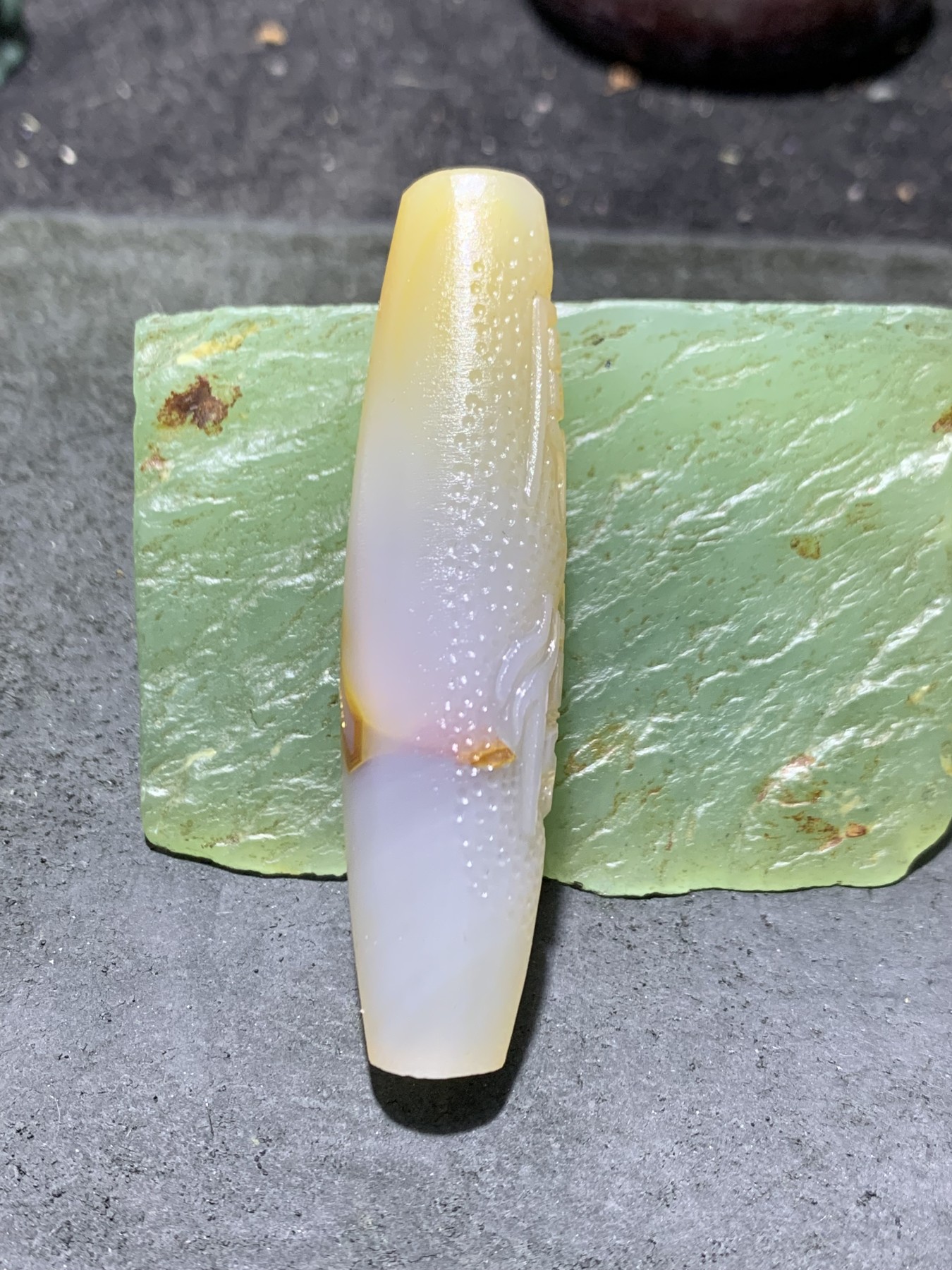 精美亚光高玉化巴西玛瑙手工俏色巧雕厚德载物吊坠（把件）一个！