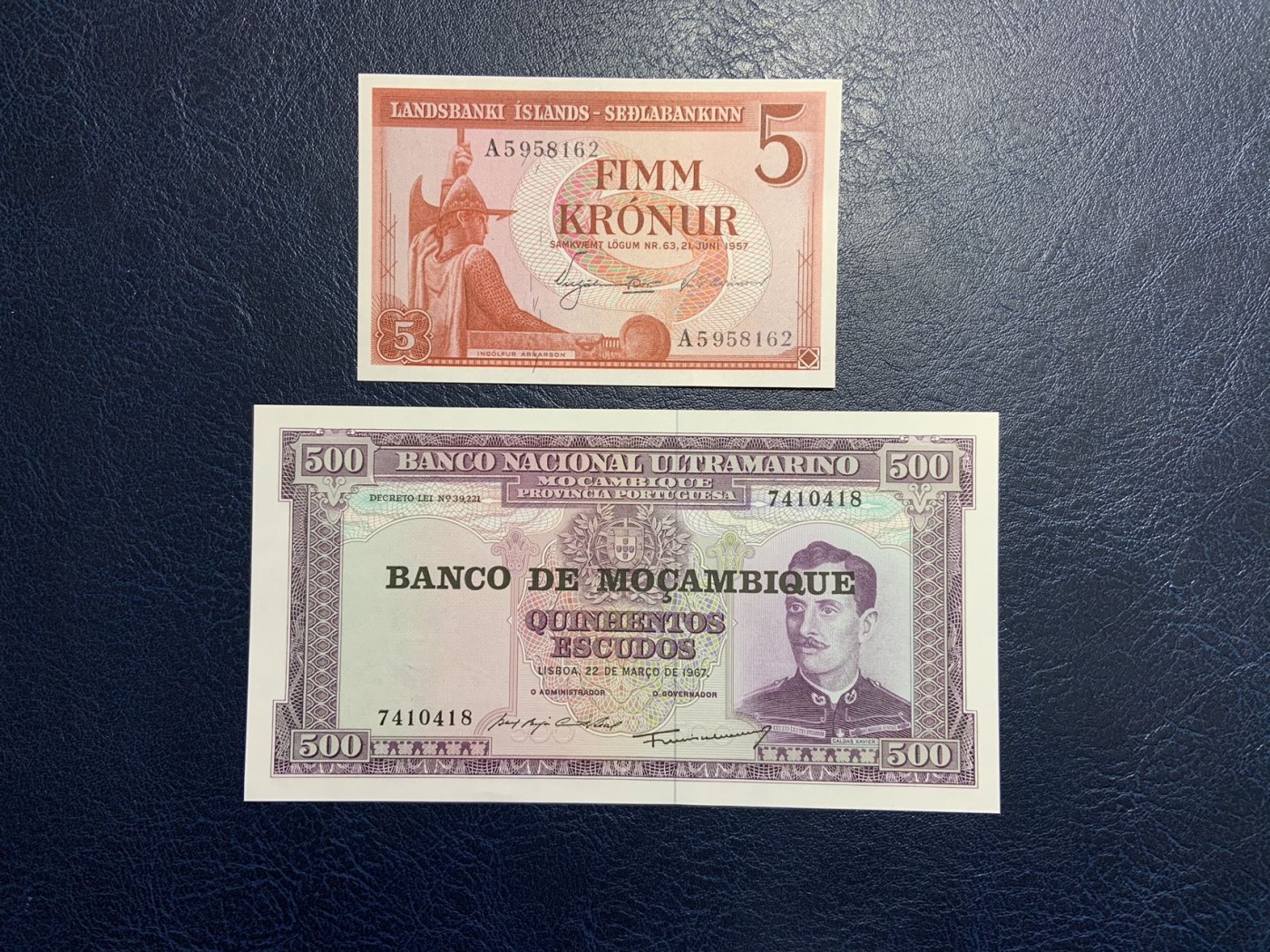 收藏联盟Quantum Auction 第326期拍卖  冰岛1957年5克朗首发A冠和莫桑比克1967年500埃思库多 品相全新UNC