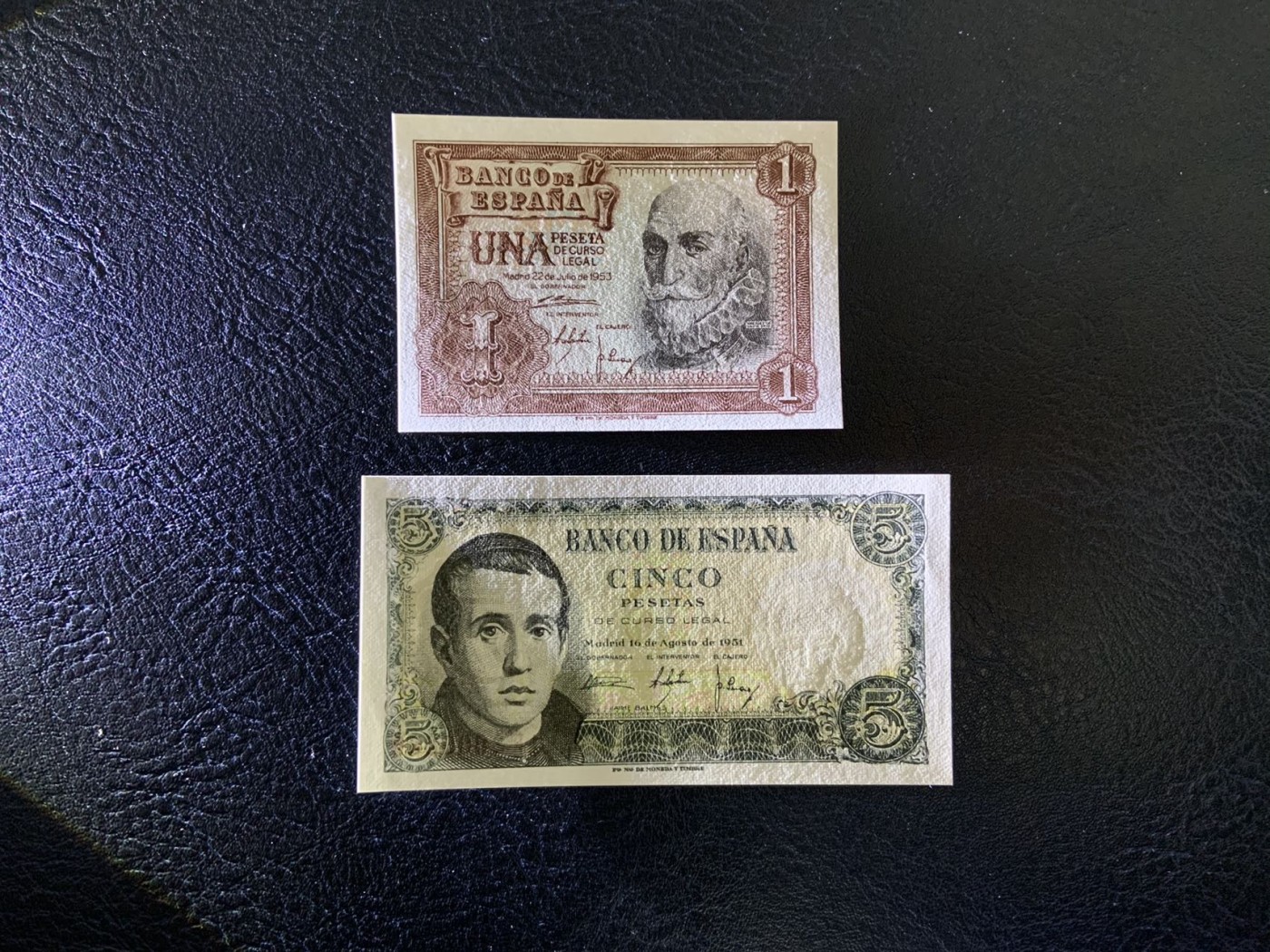 收藏联盟Quantum Auction 第326期拍卖  西班牙1953年1比塞塔和1951年5比塞塔 品相全新UNC