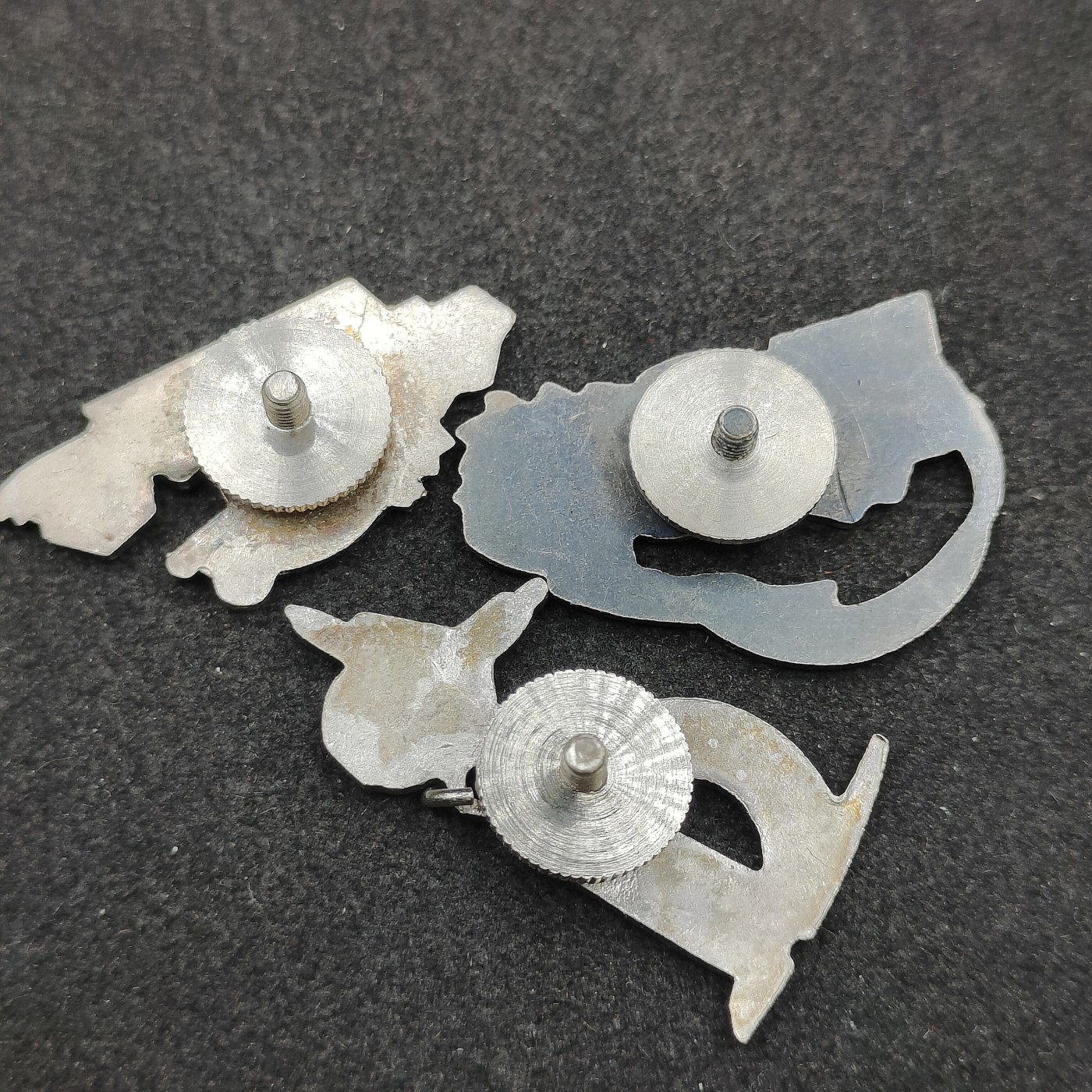 全场0元起拍 第134期 咸鱼国勋章拍卖专场 2月28日（周三）下午6：00开始 日本登山纪念章三个