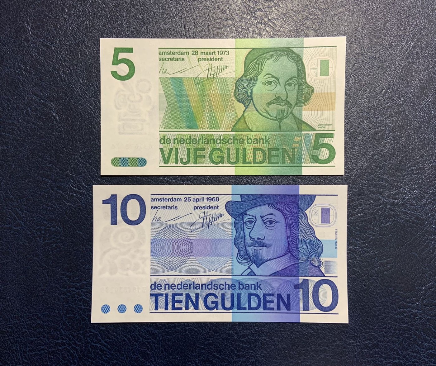 收藏联盟Quantum Auction 第326期拍卖  荷兰1968-73年5和10盾 品相全新UNC 10盾角微瑕 细节如图